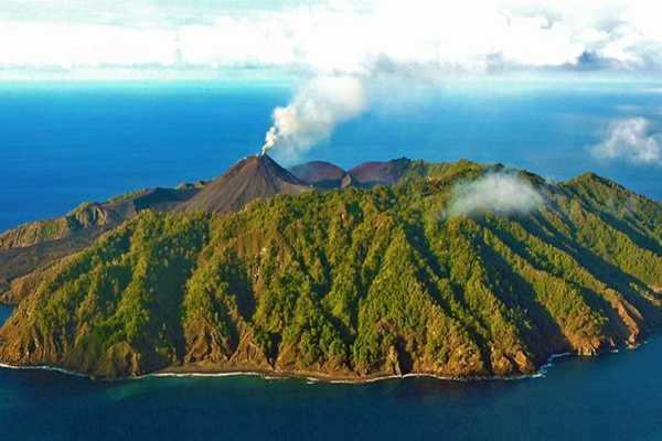 what is volcano- indian volcano - pm modi in MALDIVES- MALDICES- PM MODI IN MALDIVES